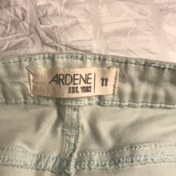 Pants - Picture 4 of 4